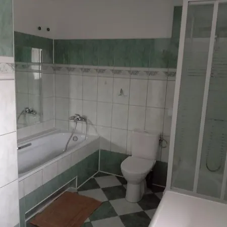 Halusia Vendégház 3*