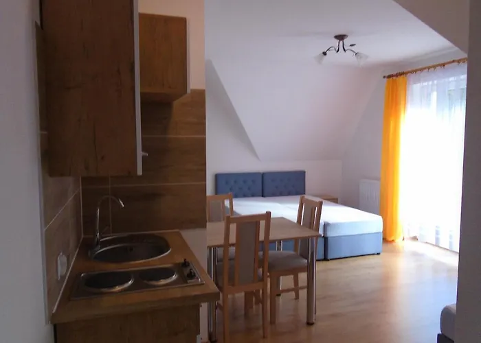 بيت ضيافة Halusia 3*