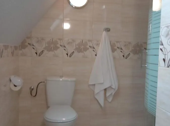 Halusia 3* زاكوباني