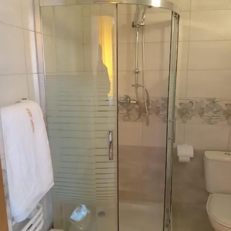 Guest house Halusia